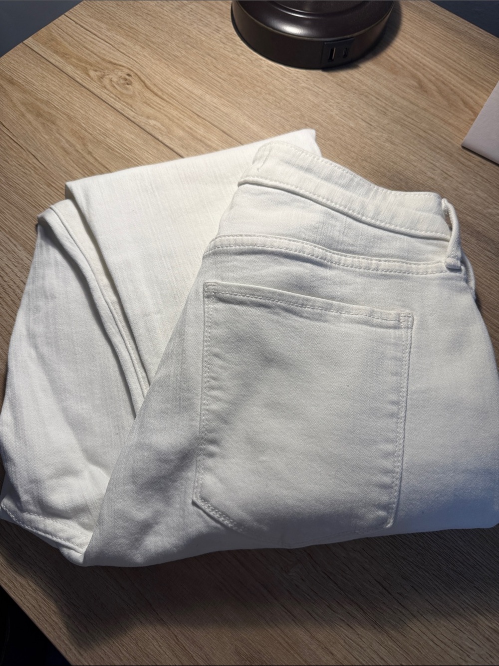 Abercrombie & Fitch White Women’s Jeans - Skinny Fit Curve Love